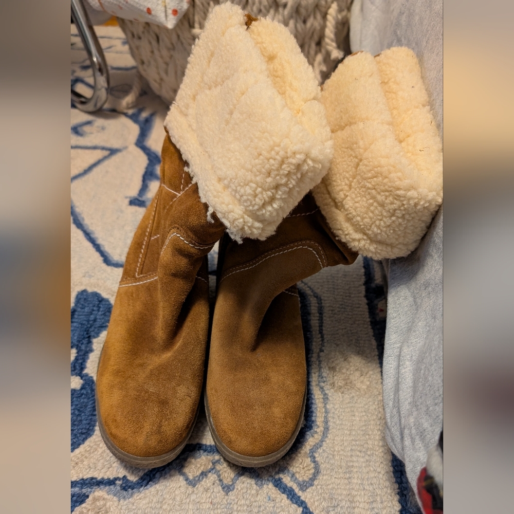Casual Corner  Boots